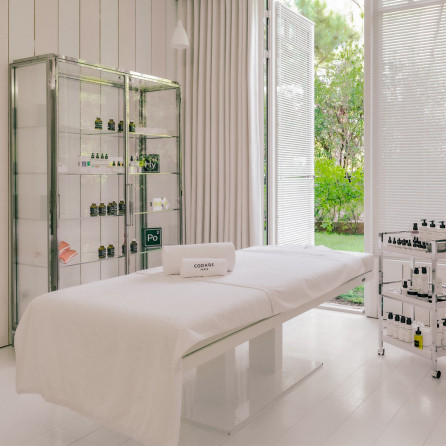 Soin visage repulpant personnalisé au Spa de l'hôtel Ha(a)ïtza